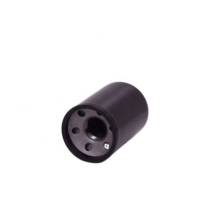 RE59754 Filtro de aceite para motores de tractor con acabado negro y diseño giratorio