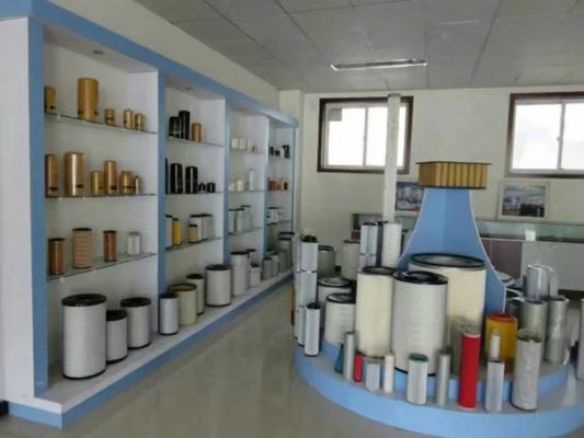 Parte de repuesto del separador de agua y combustible del camión Elemento de filtro 93*202mm P551425 1454501 320A7121