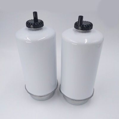 Filtro de combustible P551425 5198957 32925994 RE54719 FS550435 26560139 para camión V836867595