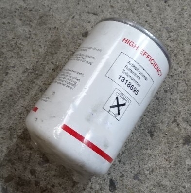 Hydwell suministro directo de filtro de combustible de alta filtración P550494 1318695 para camiones en el mejor de los casos
